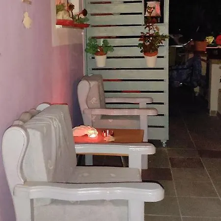 Ktima Theofilos - Frideriki Guest house Petriti (Corfu)